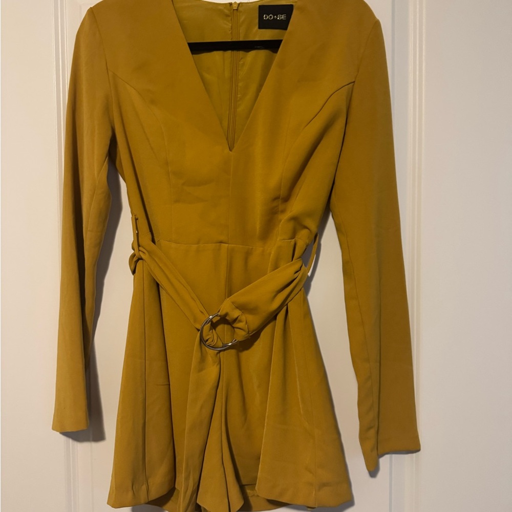 DO+BE Mustard Long-Sleeve V-Neck Romper with Belt